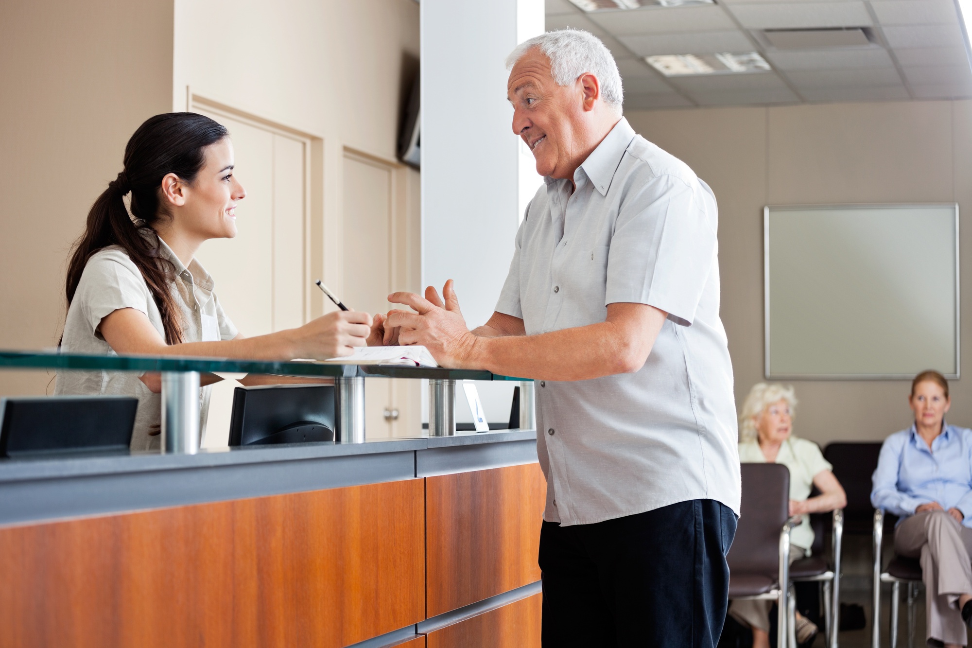 front desk receptionist