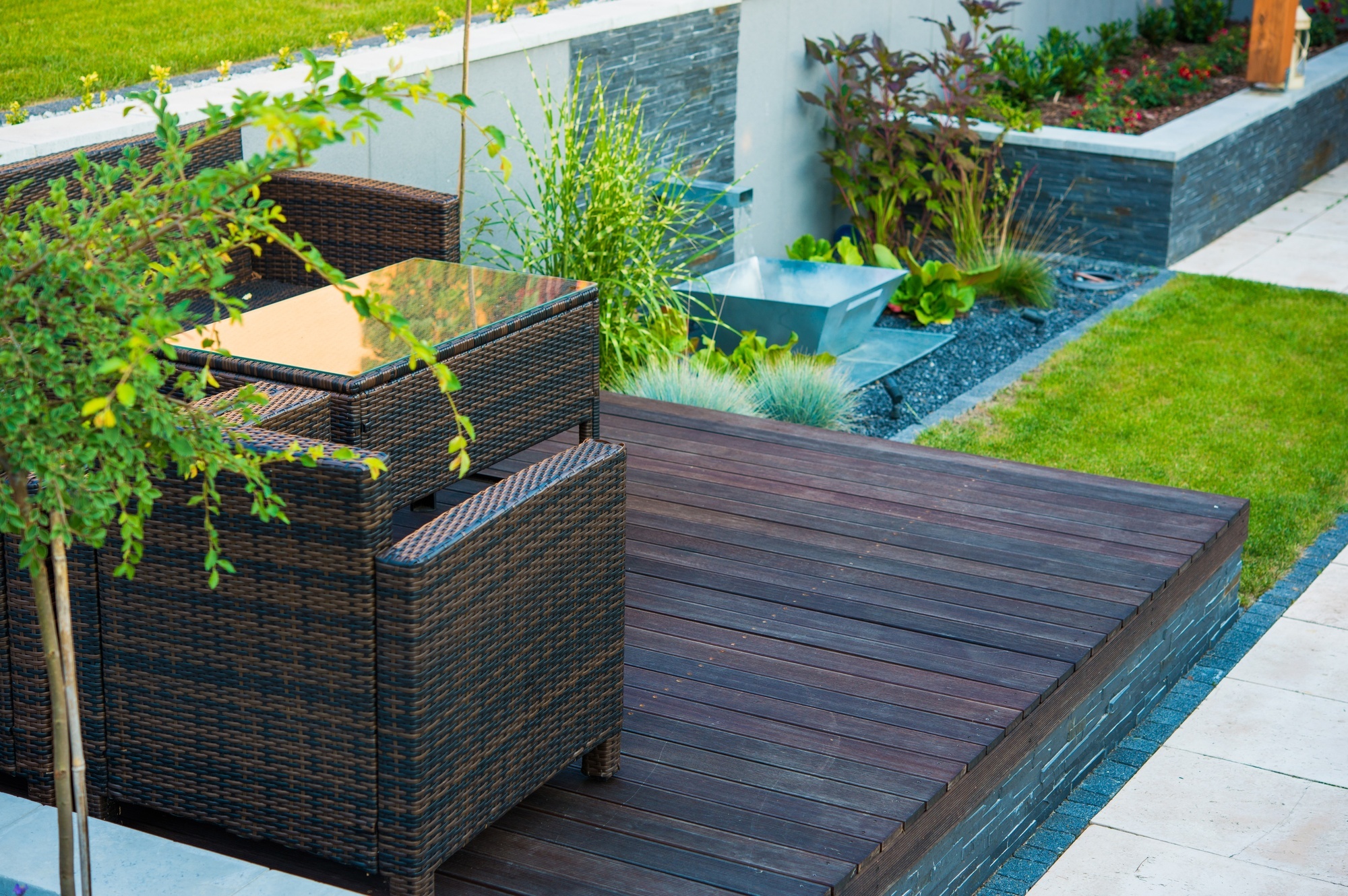 5 Gorgeous Backyard Design Ideas to Try This Summer