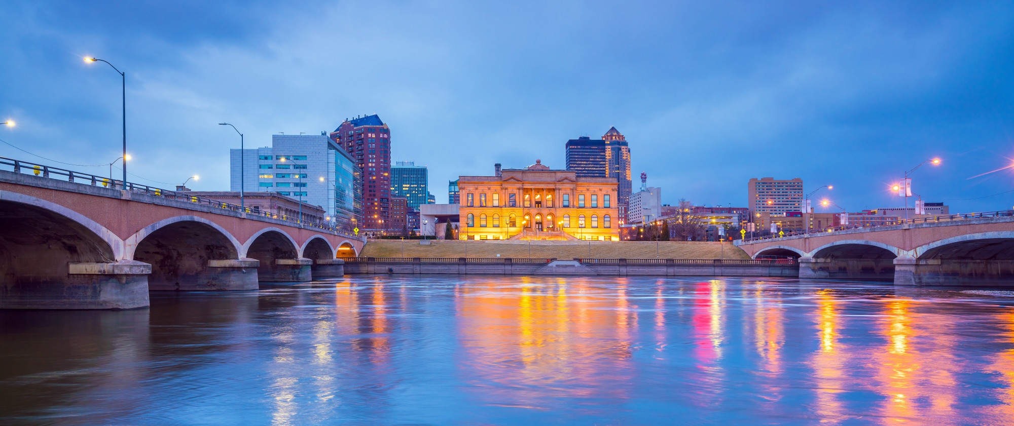 Des Moines Iowa at sunset